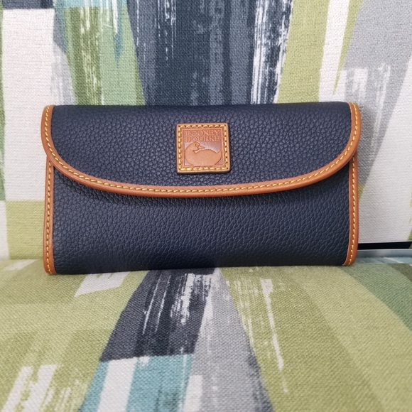 🎯DOONEY & BOURKE Pebbled Continental Clutch Wallet Midnight Blue Leather Duck - Picture 10 of 10